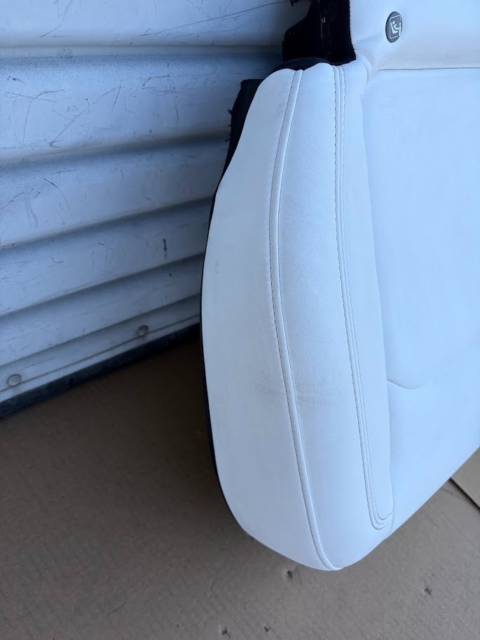 ✅ 2020-2024 Tesla Model Y MY Rear 2nd Seat Lower Cushion White Assy 1552127-02-A