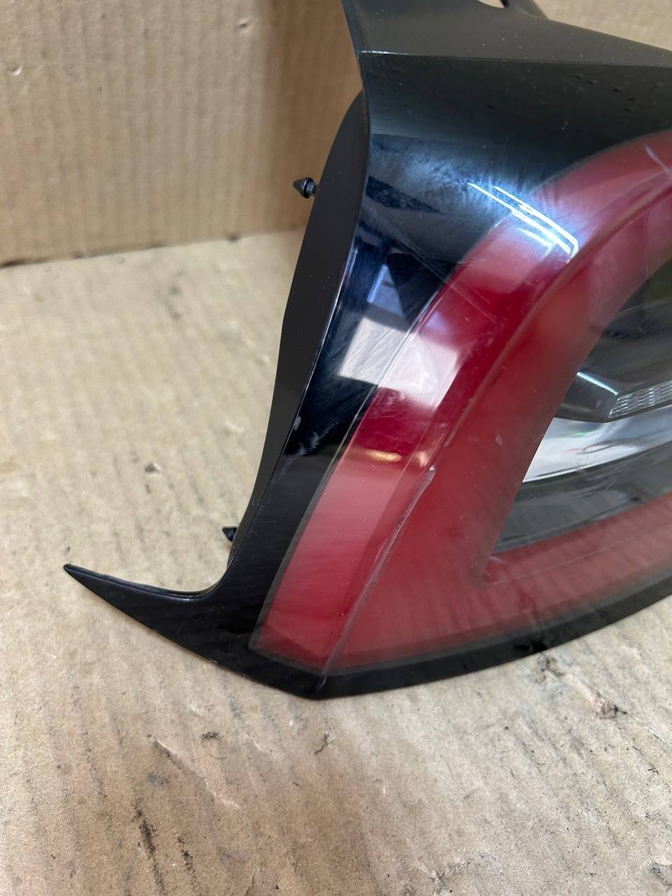 ✅ 2017-24 Tesla Model 3 Y Rear Left Hand Tail Light 3 Pin 1502086-00-D OEM