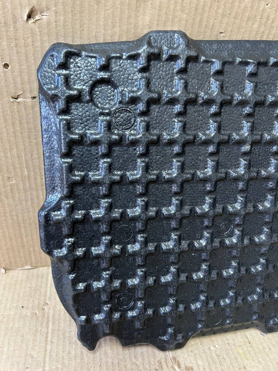 ✅Tesla Model Y 20-23 Rear Trunk Liftgate Tub Foam Lining Pad OEM 1519409-00-B