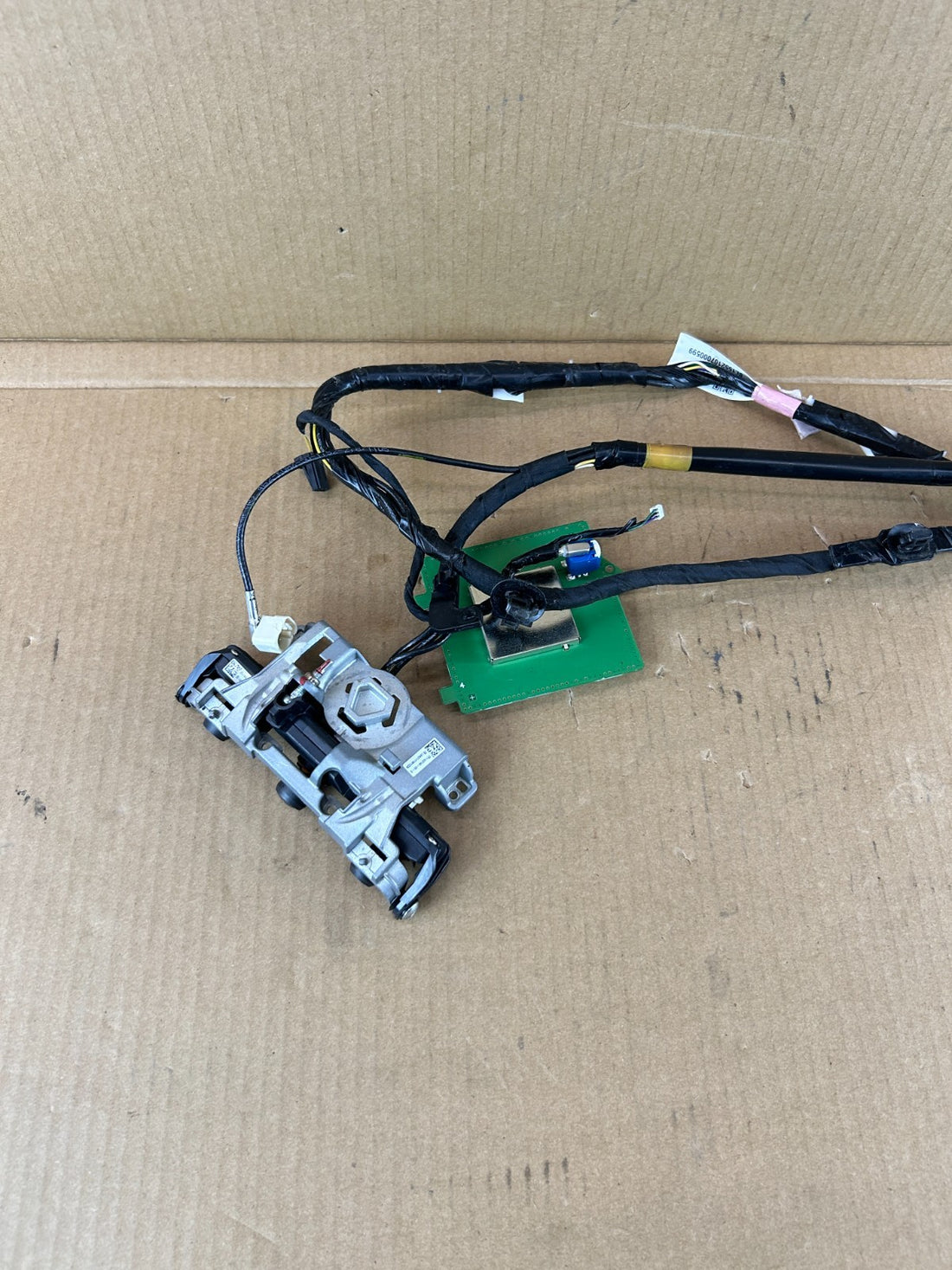 ✅Tesla Model 3 Adjustable Triple Camera with Harness 1068787-00-E