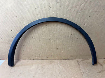 ✅ 20-22 Tesla Model Y Rear Right Side Fender Garnish 1494188-00-C /scratched