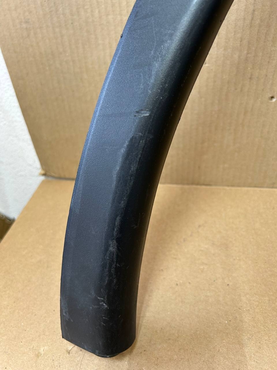✅ 20-24 Tesla Model Y Rear Right Fender Garnish Wheel Arch Molding 1494188-00-B