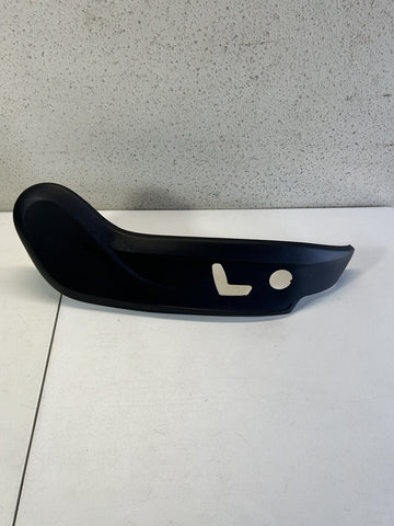 ✅ 12-16 TESLA MODEL S FRONT RIGHT SEAT LOWER PAD COVER AG130486