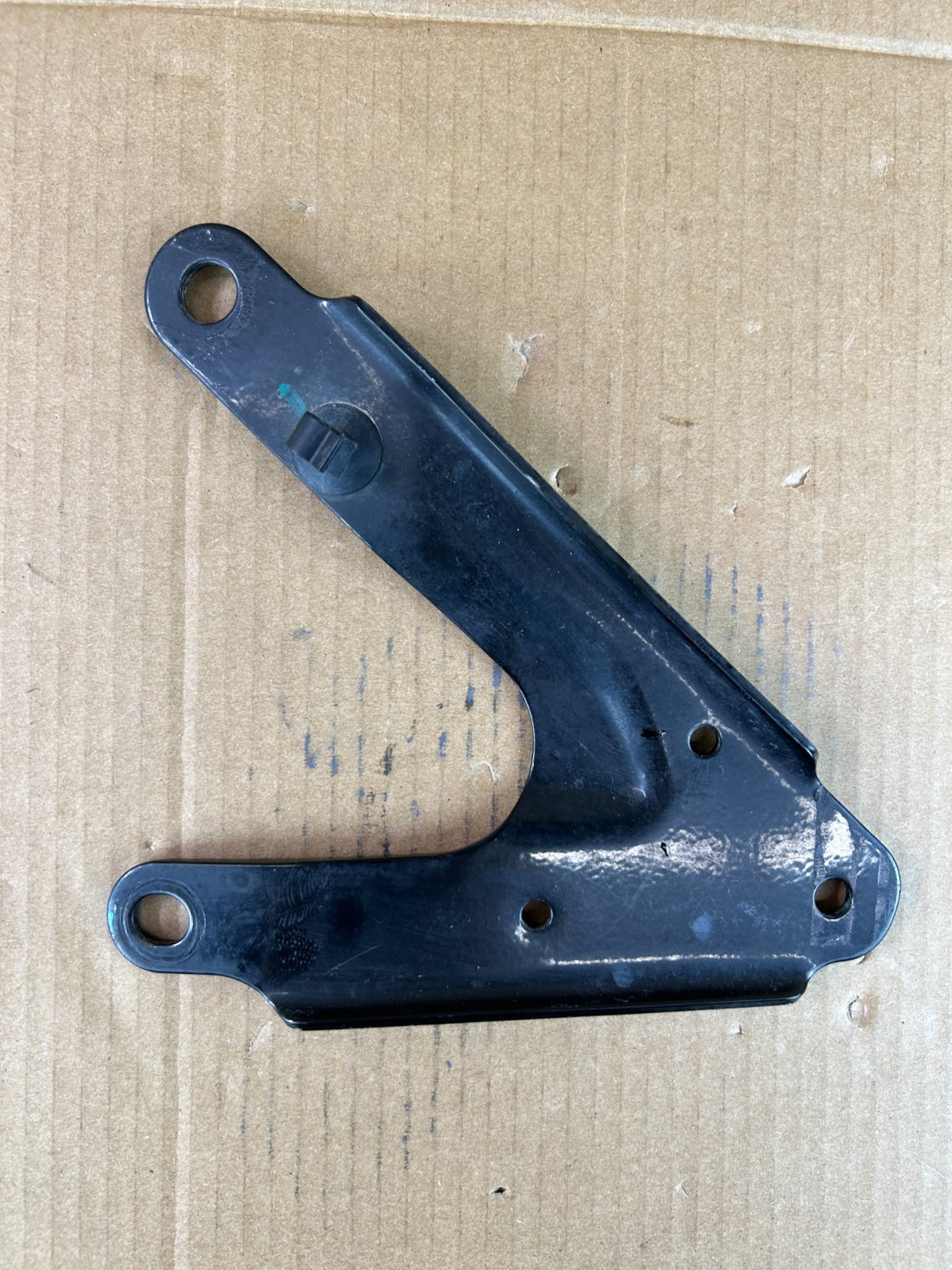 ✅ 2013 Tesla Model S Front Left Subframe Bracket Mount 6008489-00 OEM 12-15