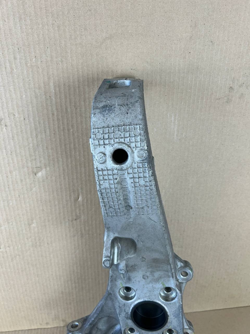 ✅ 2012-2016 Tesla Model S Front Right Suspension Knuckle Hub 6007018-00-C RWD