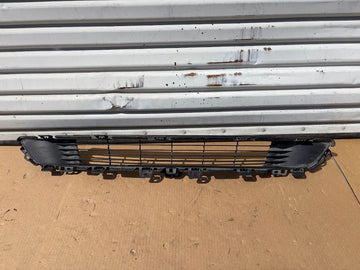 ✅20-24 Tesla Model Y Front Bumper Lower Center Grille 1493759-00-A