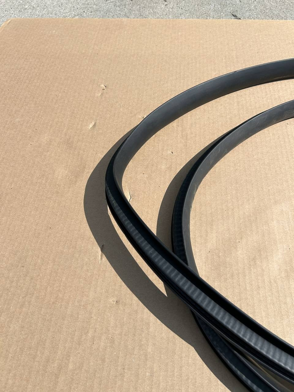 ✅ 2020-2024 Model Y Rear Left Primary Body Weatherstrip Rubber Seal 1497675
