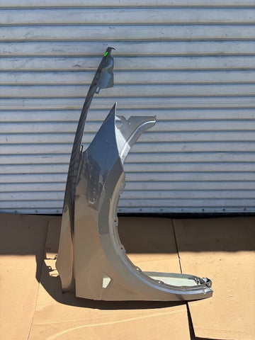 ✅17-24 Tesla Model Y Front Right Side Fender Silver w/dent