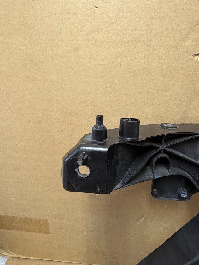 ✅20-24 Tesla Model Y Front Radiator Support Carrier Core 1516277-00-G