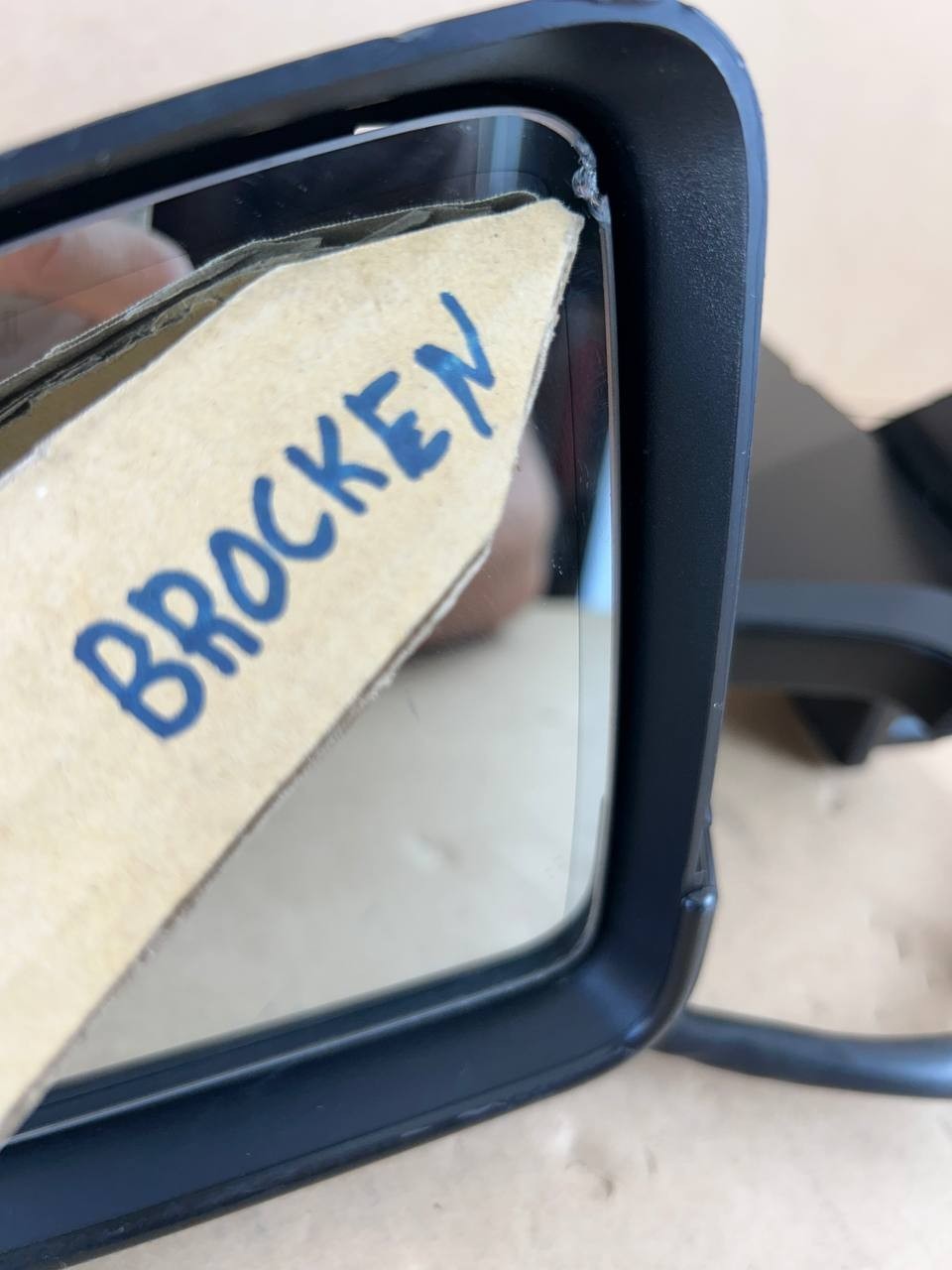 ✅ 20-24 Tesla Model Y Left Side Exterior Rear View Mirror 1594111-00-E /damaged