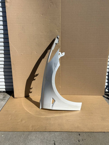 2017-2023 Tesla Model 3 Front RH Passenger Side Fender w/dent and scratch