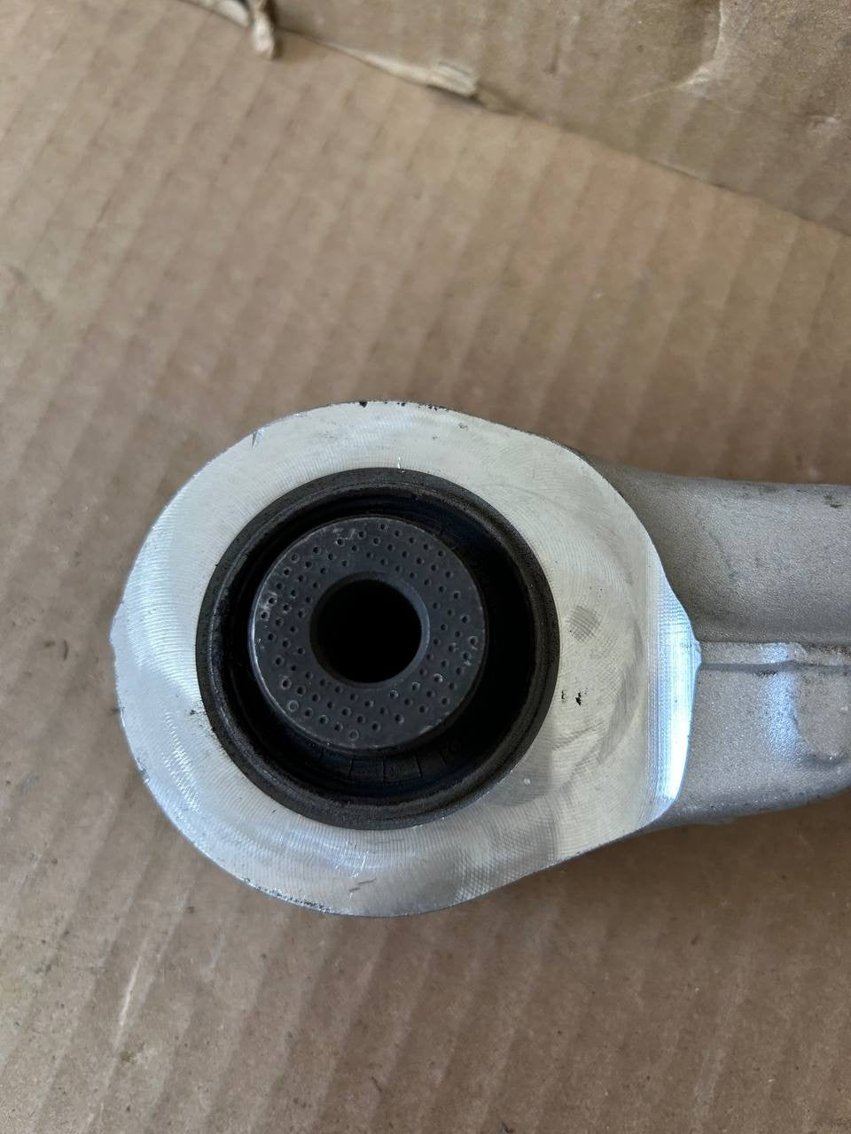 ✅ 20-24 Tesla Model Y Rear Left /Right Upper Control Arm Fore Link 1188427-00-B