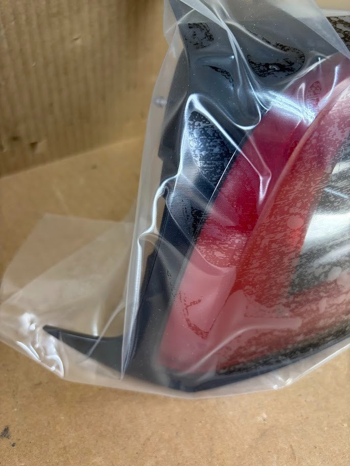 ✅ NEW! 21-24 Tesla Model 3/Y Rear Left Tail Light 4 Pin 1502086-00-D
