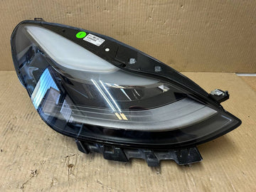 ✅ 20-24 Tesla Model Y Front Right Matrix Headlight  1514953-00-E w/scratches