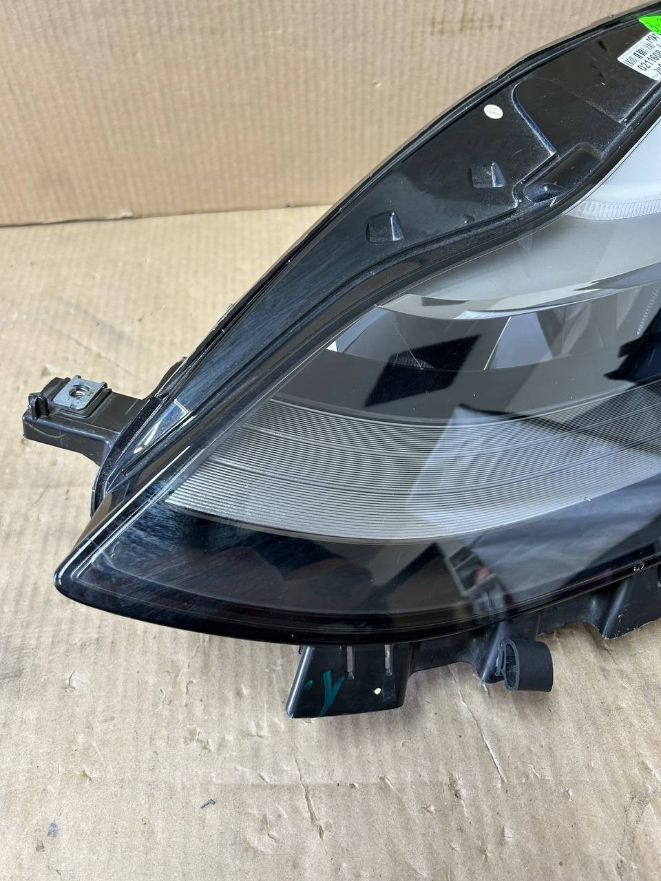 ✅2021-2023 Tesla Model 3 Y Front Left Side Headlight Matrix OEM 1514952-00-D