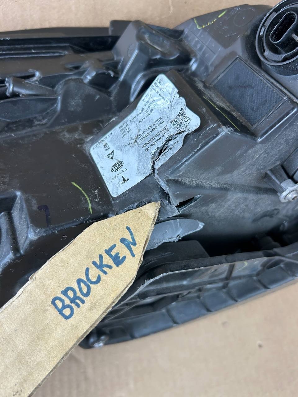 ✅ 21-23 Tesla Model 3 / Y Left Side Matrix Headlight 1514952-00-D /no tab