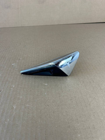 ✅16-20 Model S Front RH Fender Camera Turn Signal Side Marker 1034345-99A broken