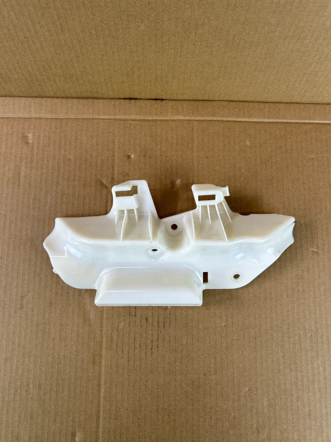 ✅ 17-23 TESLA MODEL 3 LEFT SIDE UPPER B PILLAR PANEL BRACKET SUPPORT 110377300N
