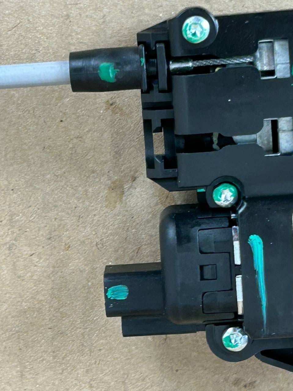✅ NEW! Tesla Model Y 3rd Row Seat Release Actuator 1582004-LV-A