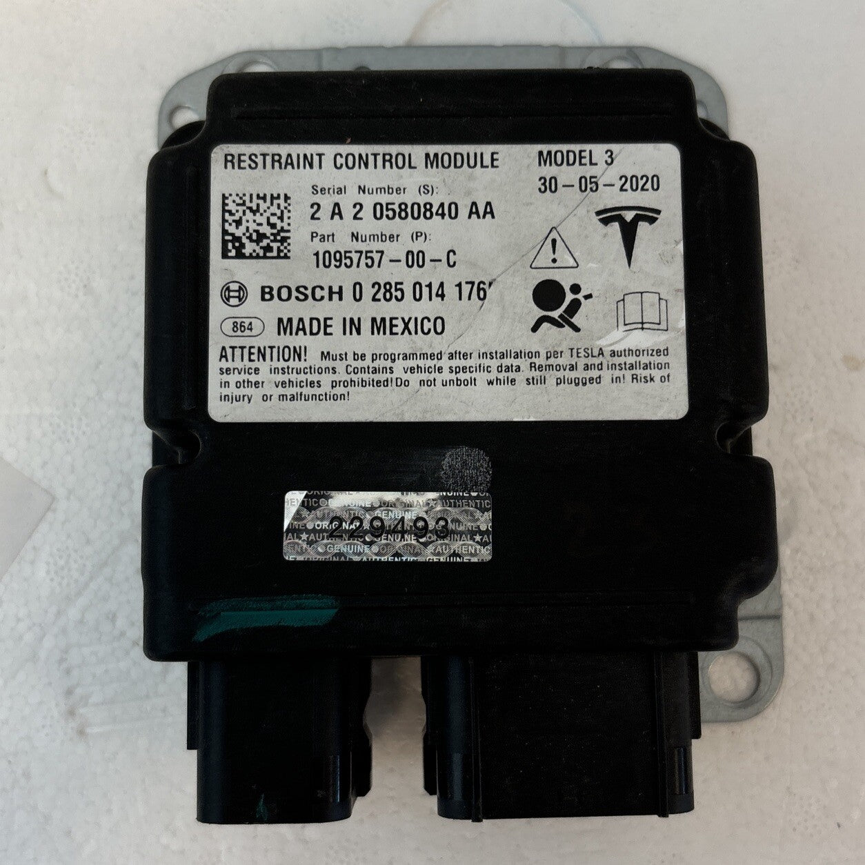 Genuine 2017-23 Tesla Model 3 Safety Restraint Computer Control 1095757-00-C OEM