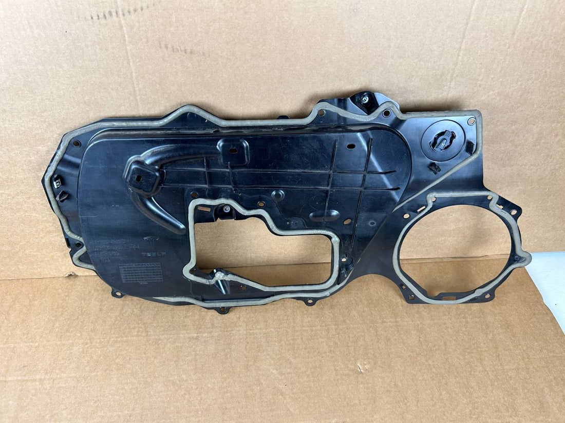 ✅OEM Tesla Model 3 Front Right Hand Closeout Panel w/ Motor 1092147-00-D