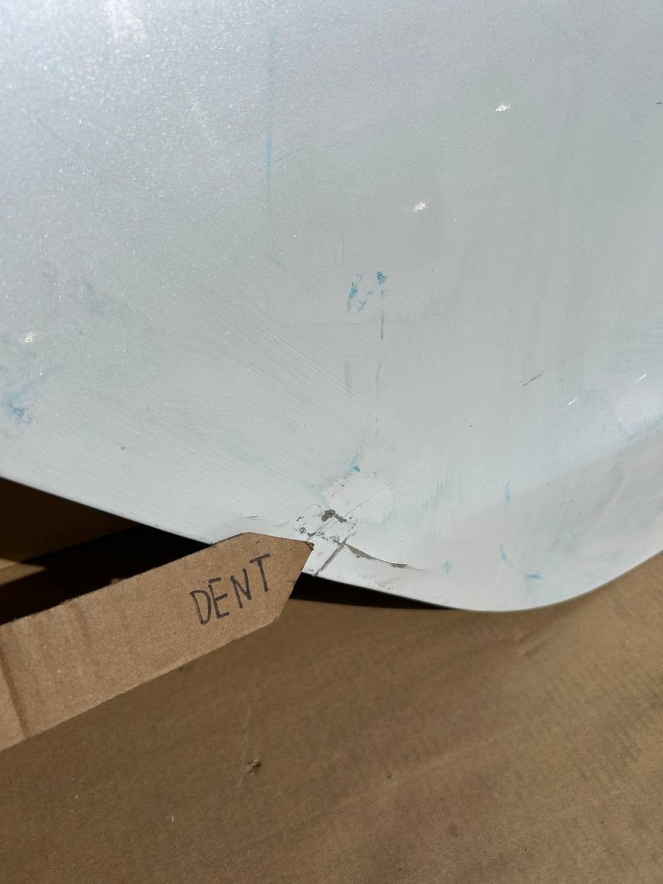 ✅2017-2023 Tesla Model 3 Rear Right Side Door Shell White w/dent and scratches