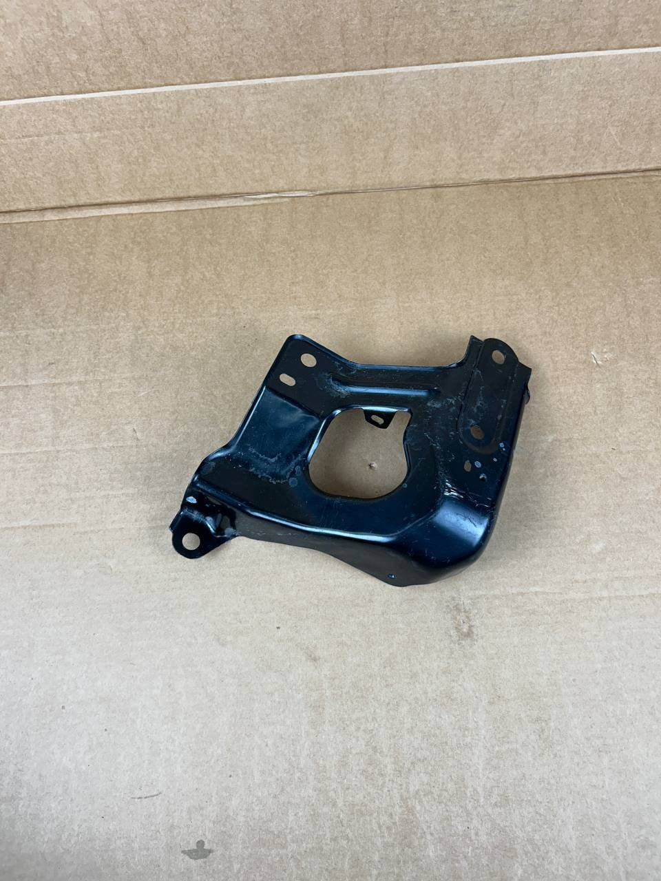 ✅NEW! 20- 23 Tesla Model Y Front Right Fender Mount Support Bracket 1487492-00-A