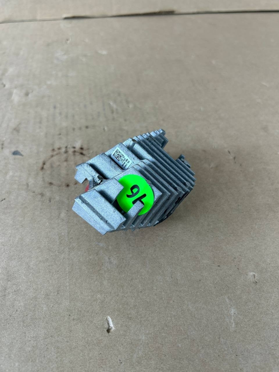 ✅ 17-24 Tesla Model 3 Driver LED Headlight Ballast Control Module 6002TZ0327