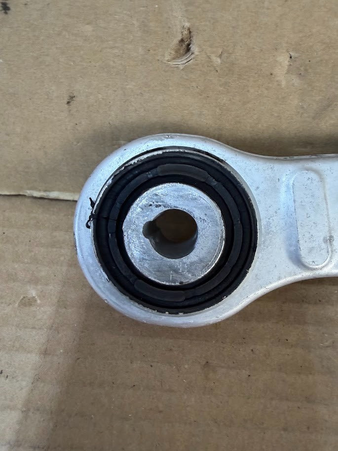 ✅22-24 Rivian R1S/R1T Rear Suspension Upper Control Arm Link PT00001912