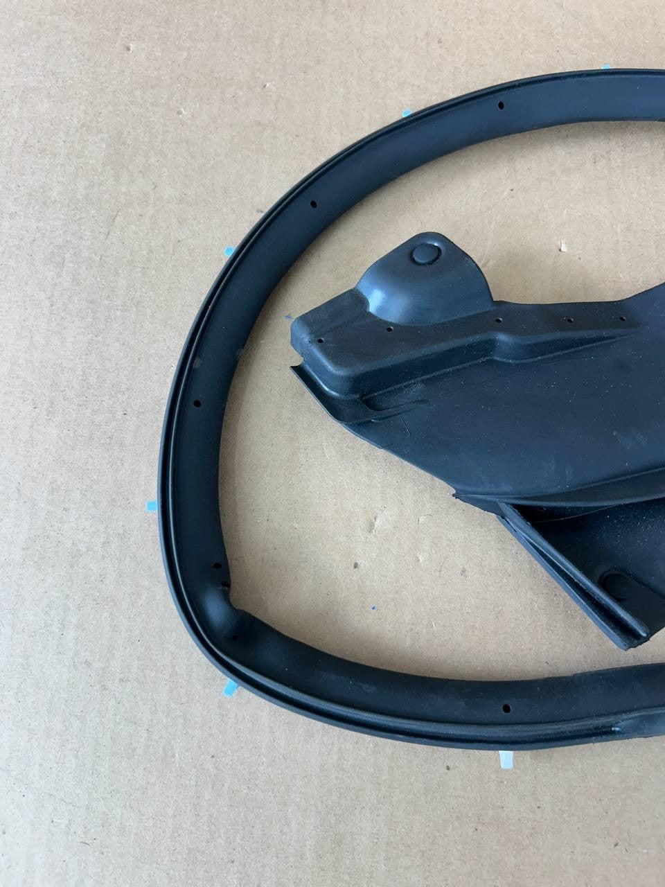 ✅ NEW! 12-20 Tesla Model S Rubber Gasket for Rear Right Door Window TMSD-Q03