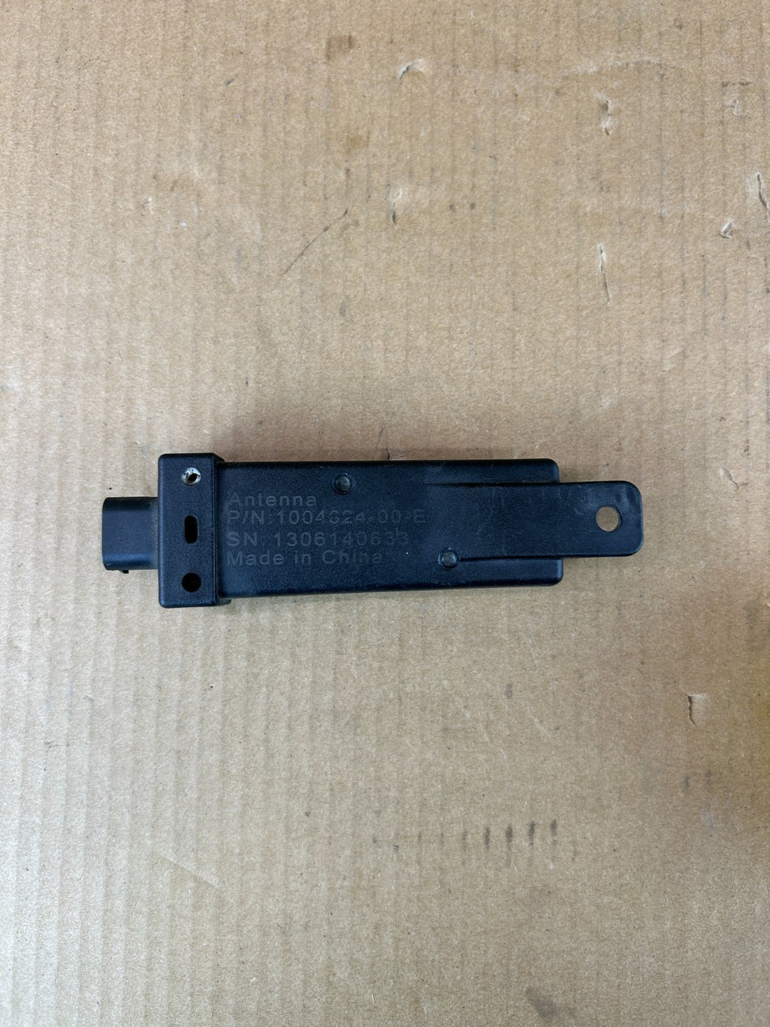 ✅ GENUINE Tesla Model S  Tire Pressure Monitor Sensor TPMS Module 1004624-00-E
