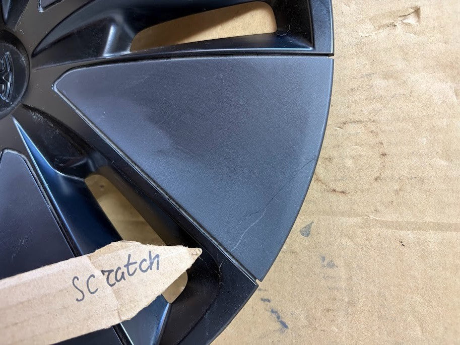 ✅ 2024-2026 Tesla Model 3 Highland 18" Wheel Cover 1344251-P0-B /scratched