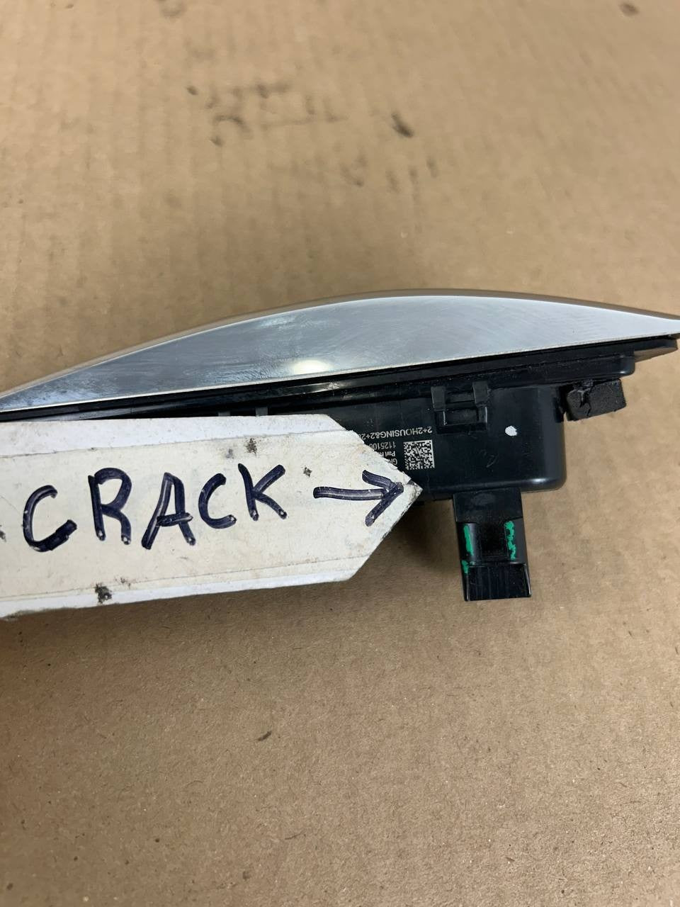 ✅ 17-23 Tesla Model 3 OEM Left Fender Camera Turn Signal 1125107-77-E /crack