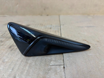 ✅NEW! 16-20 Tesla Model S/X Left Repeater Turn Signal Fender Camera 1495866-22-C