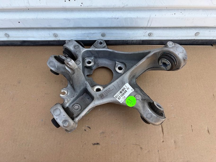 ✅17-23 Tesla Model 3 Right Rear Suspension Knuckle 1044416-00-G