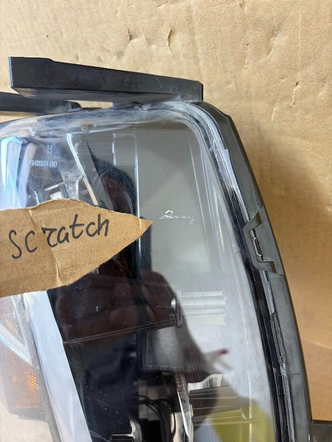✅ 16-20 Tesla Model X Fog Light Right 1034327-00-B OEM /scratched