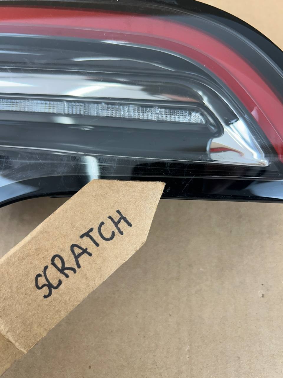 ✅ Tesla Model 3 Tail Lamp Light Liftgate Mounted 1502088-97-B w/scratches