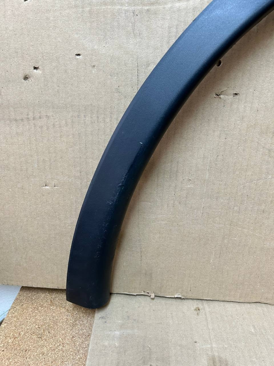 ✅ 20-24 Tesla Model Y Rear Right Fender Garnish Wheel Arch Molding 1494188-00-B