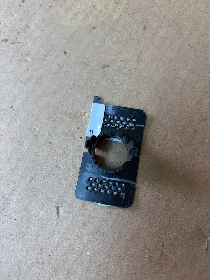 ✅ Lucid Air Front Bumper Sensor Bracket P11-E210S3-0