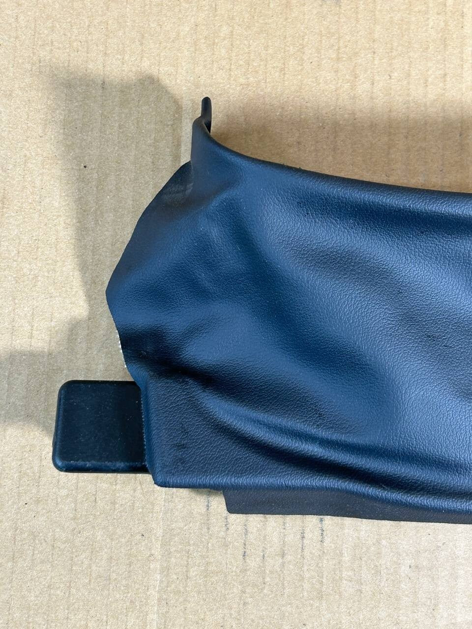 ✅ TESLA MODEL S STEERING WHEEL COLUMN BOOT TRIM COVER OEM 1008303-00-D