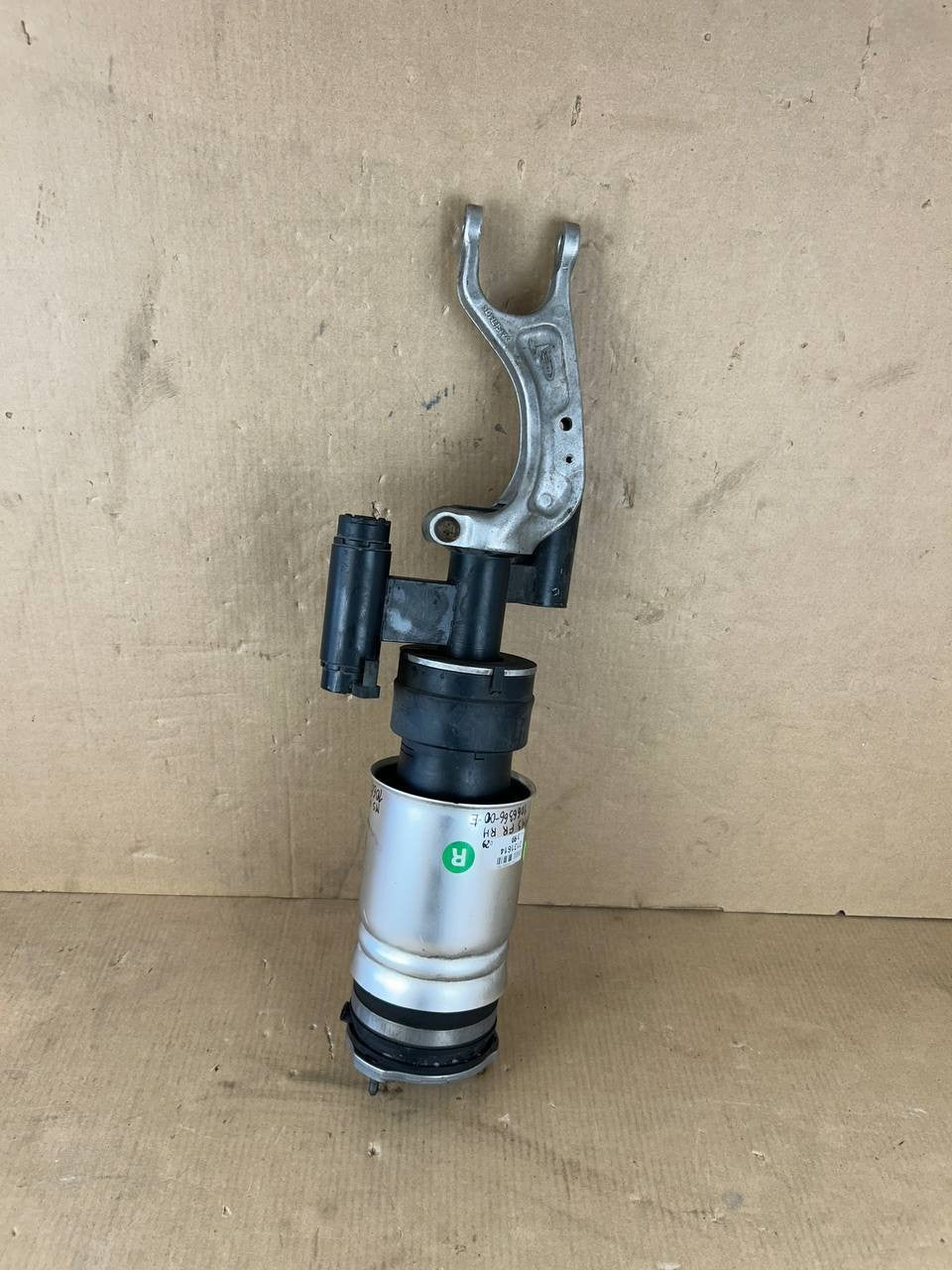 ✅ OEM 16-20 Tesla Model S Front Right Air Spring Shock 1066366-00-E