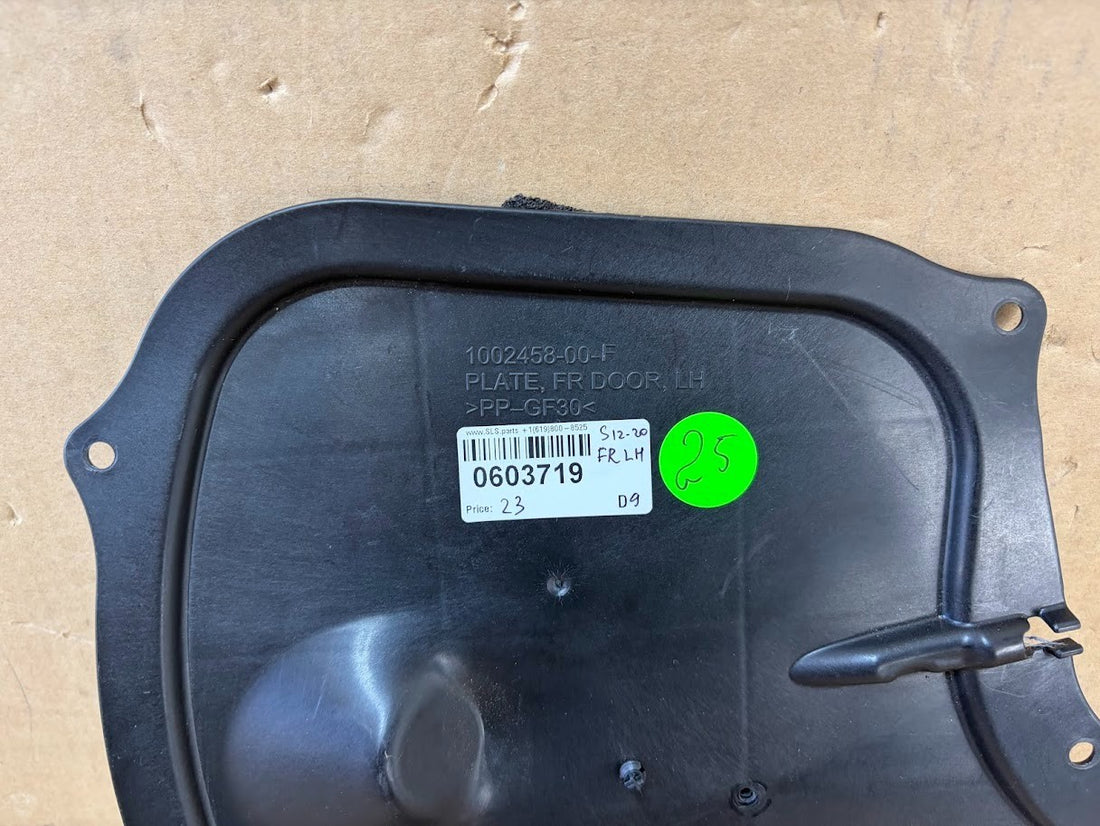 ✅2012-2020 Tesla Model S LH-Front Plastic Lower Door Plate OEM 1002458-00-F