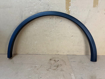✅25-26 Tesla Model Y Juniper Front Left Fender Molding 1937597-00-C/scratch