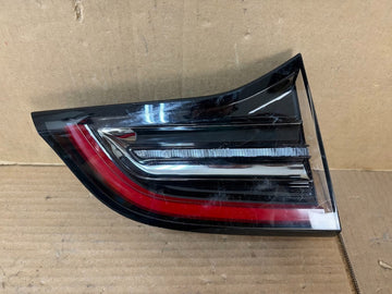 ✅17-23 Tesla Model 3/Y LH Inner LED Tail Light 4-Pin 1502088-00-B w/scratched