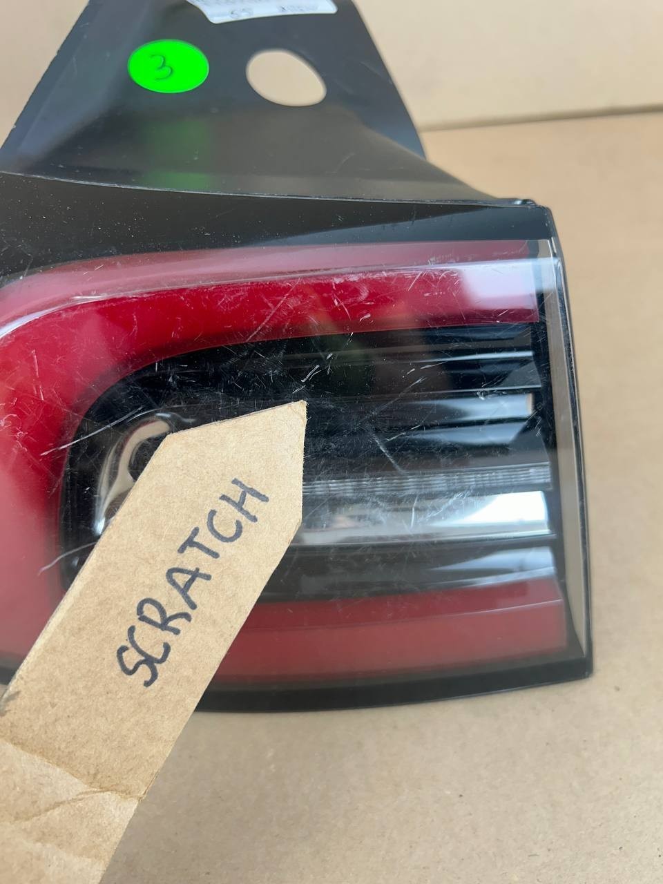 ✅Tesla Model 3 Rear Left Tail Light Lamp Quarter Mounted 3 Pin 1077397 w/scratch