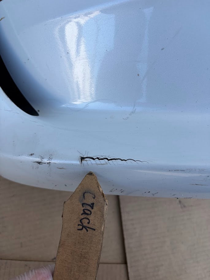 ✅21-23 Tesla Model 3 Front  Bumper Cover Whitew/Sensors Holes 1084168 /cracked