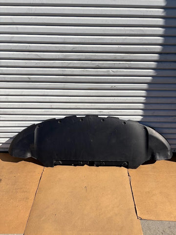 ✅20-24 Tesla Y Front Bumper Lower Valance Shield Cover 1493760-00-A/scratched