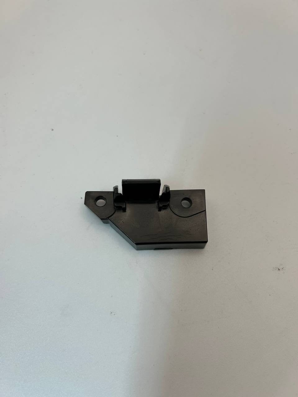 ✅ NEW! 24-26 Tesla Model 3 Front Center to Fender Bracket Left 1734299-00-H