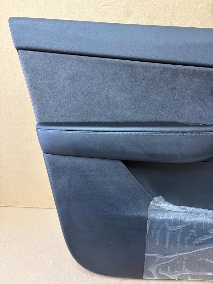 ✅ 20-24 Tesla Model Y Front Left Door Panel Insert Black 1497294-91-B
