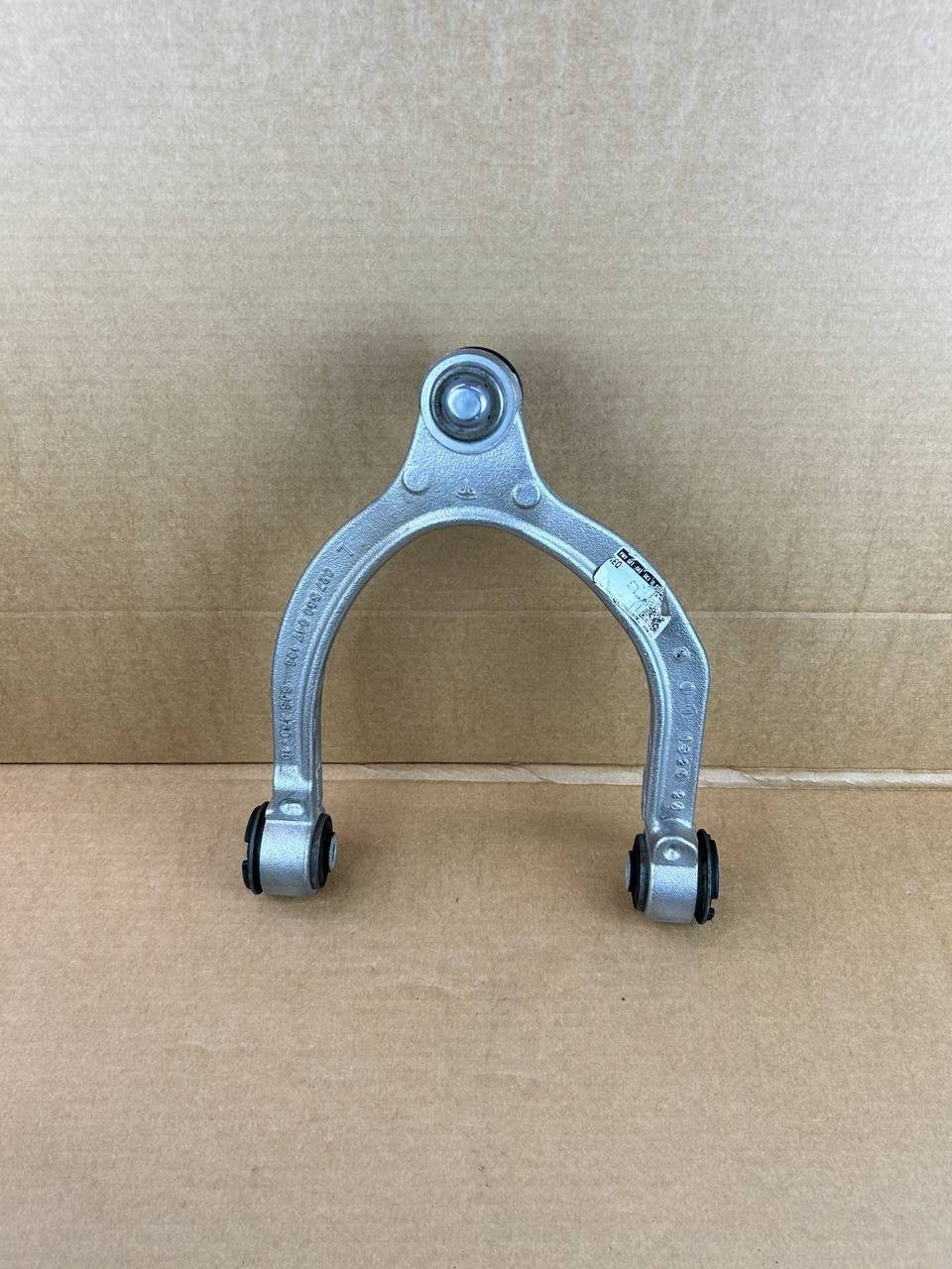 ✅TESLA MODEL Y UPPER CONTROL ARM LEFT DRIVER FRONT 2020-2024 1288321-00-A OEM
